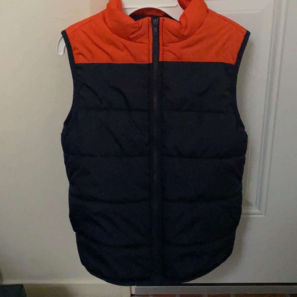 Boys Gymboree warm vest size 10-12
